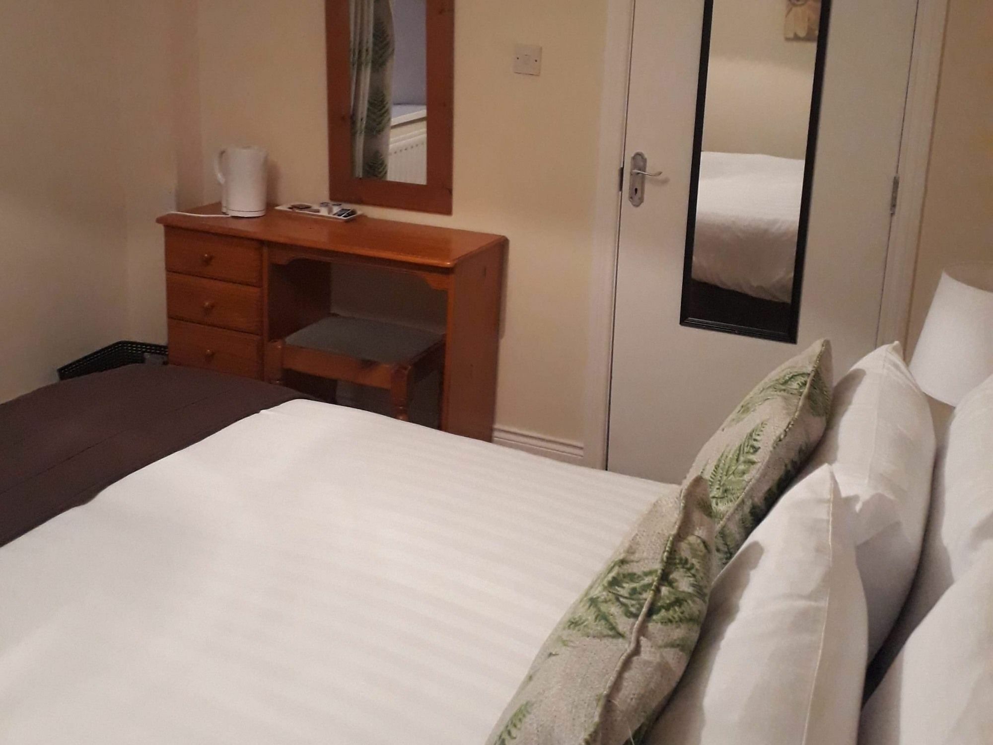 Bishop Gate Bnb Londonderry Ngoại thất bức ảnh